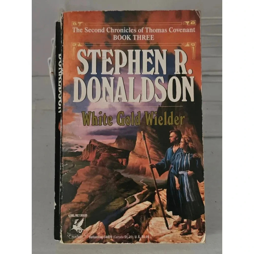Del Rey White Gold Weilder Book‎